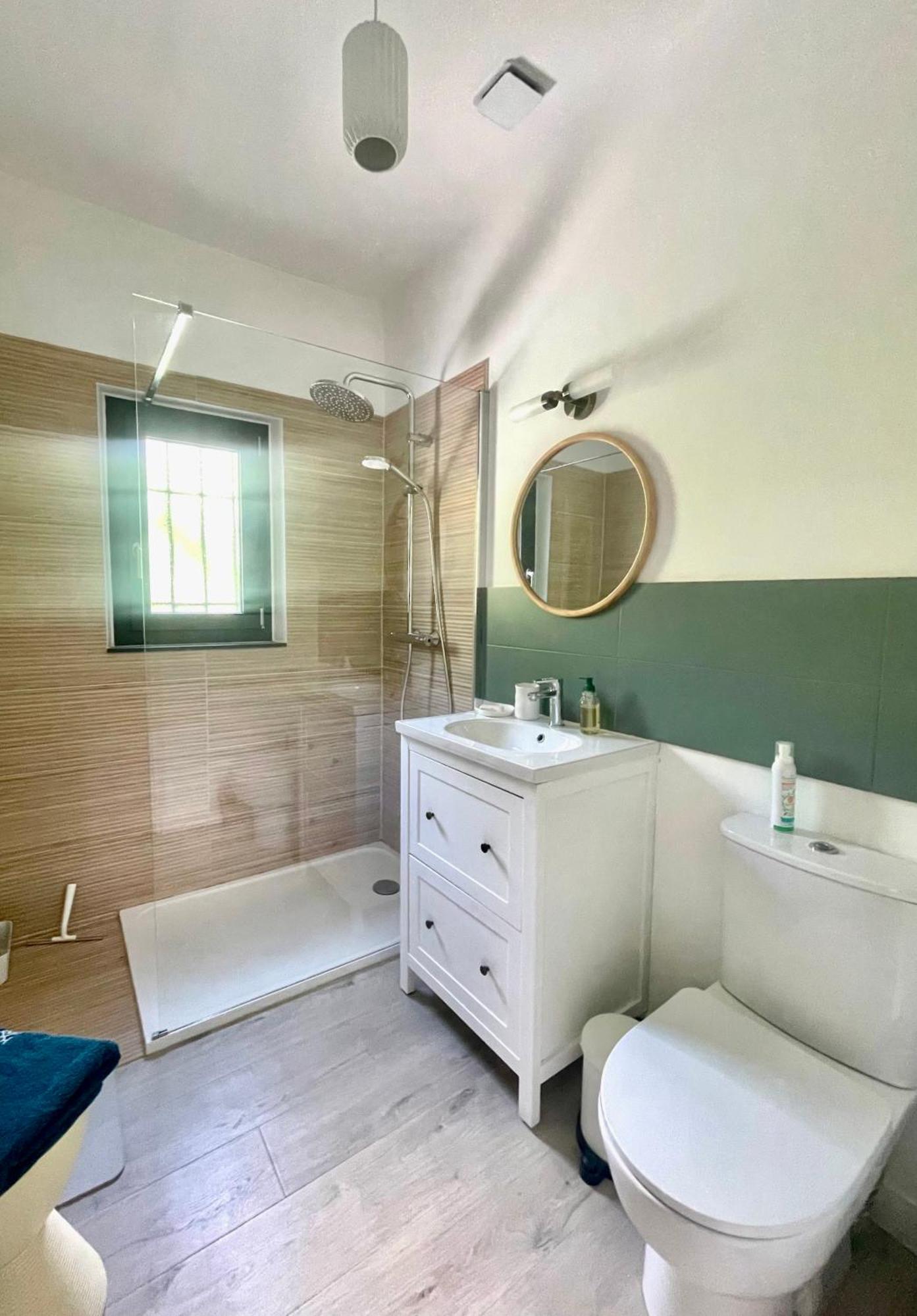 Les Cistes Bed & Breakfast Mallemort Ngoại thất bức ảnh